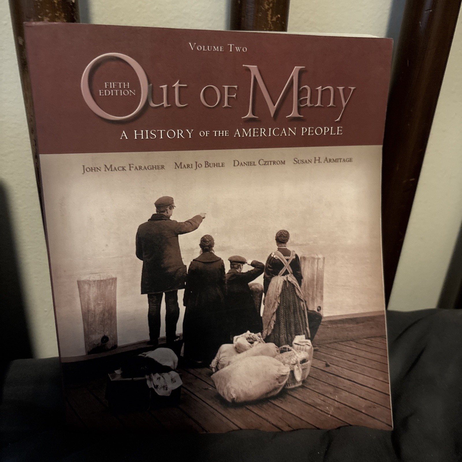 Out of Many Vol. 2 : A History of the American People by Daniel Czitrom