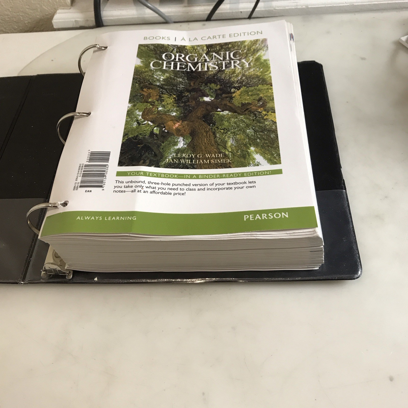 Organic Chemistry – Loose Leaf, by Wade Leroy; Simek Jan – Looks New