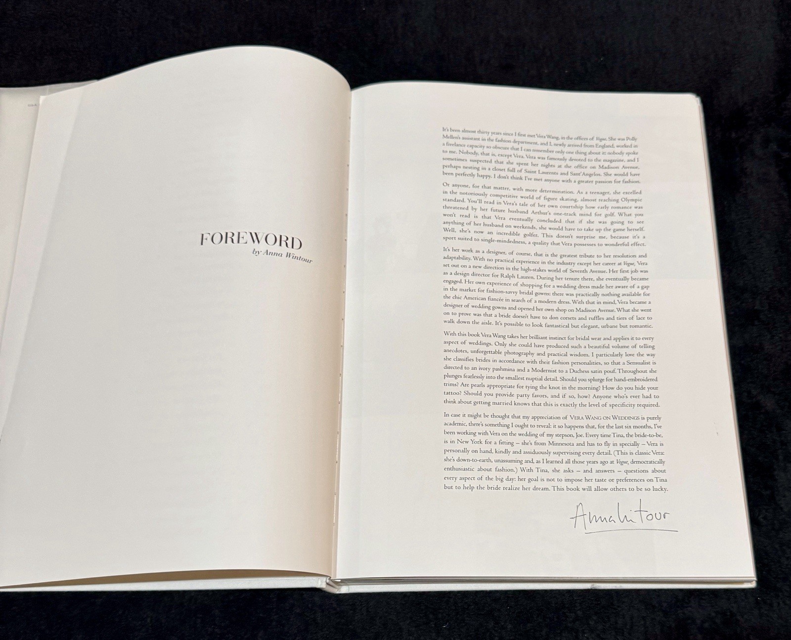 MINT! Vera Wang SIGNED 1st Edition On Weddings Hardcover Book w/ Dust Jacket