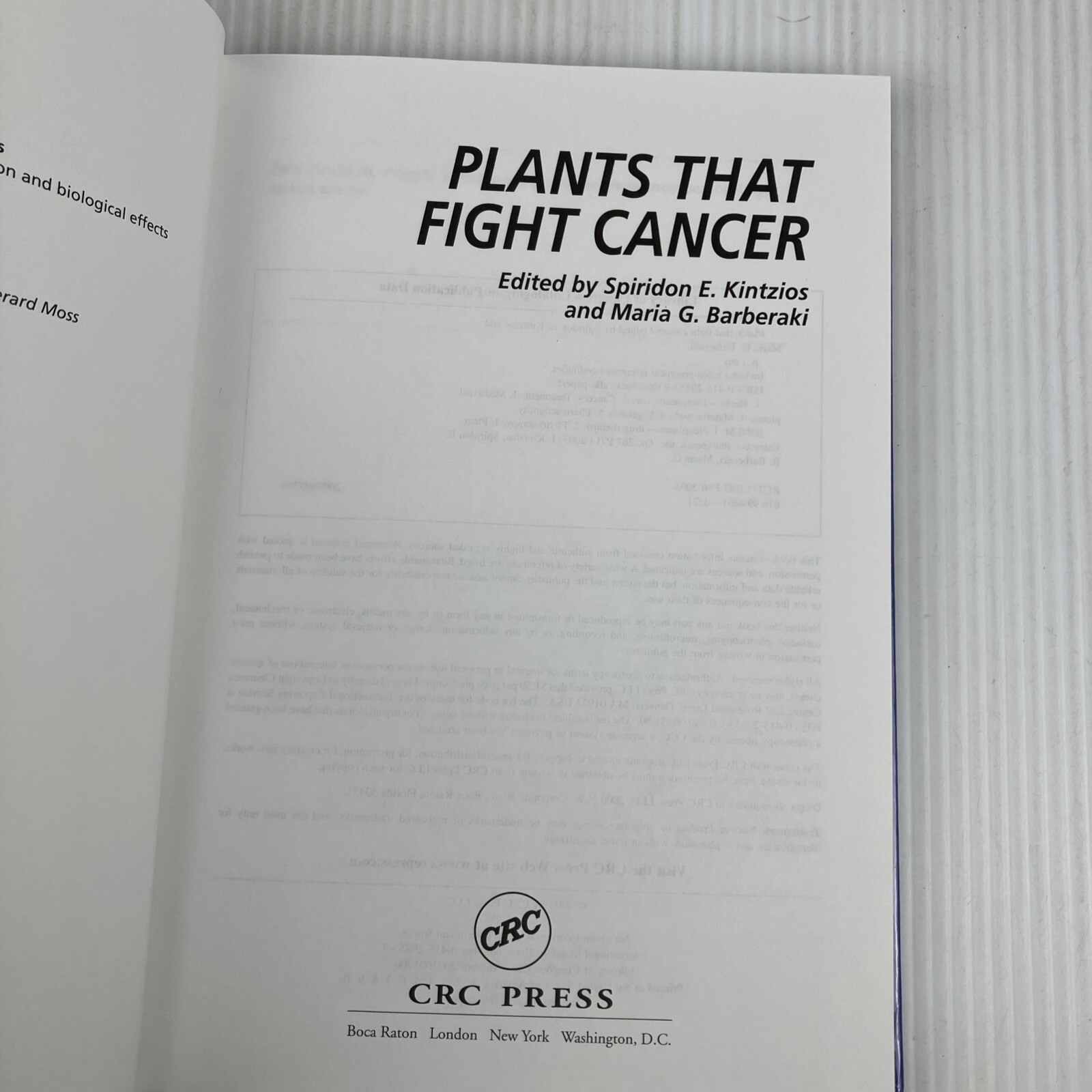 Plants That Fight Cancer by Maria G. Barberaki 2004 HC medicinal plants