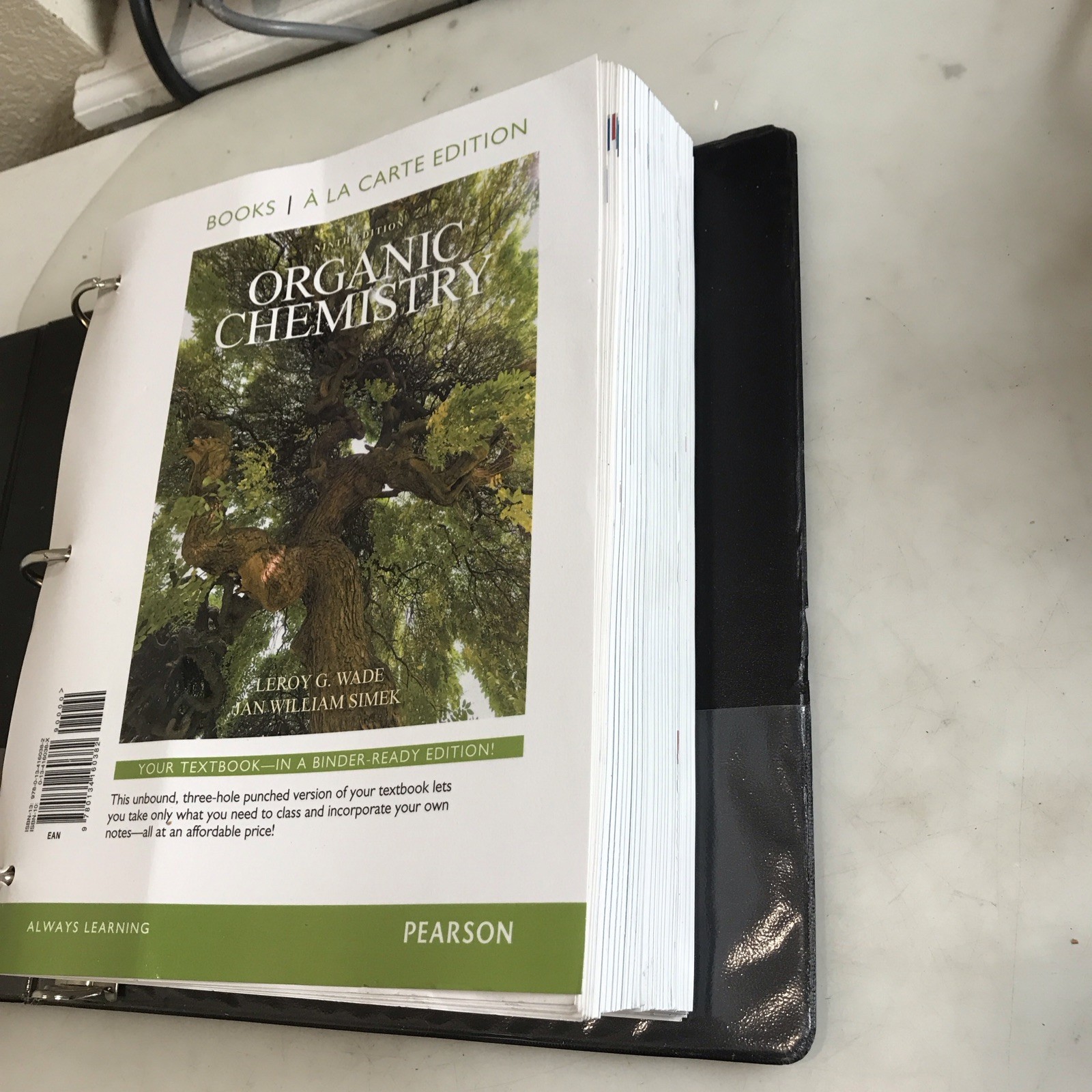 Organic Chemistry – Loose Leaf, by Wade Leroy; Simek Jan – Looks New