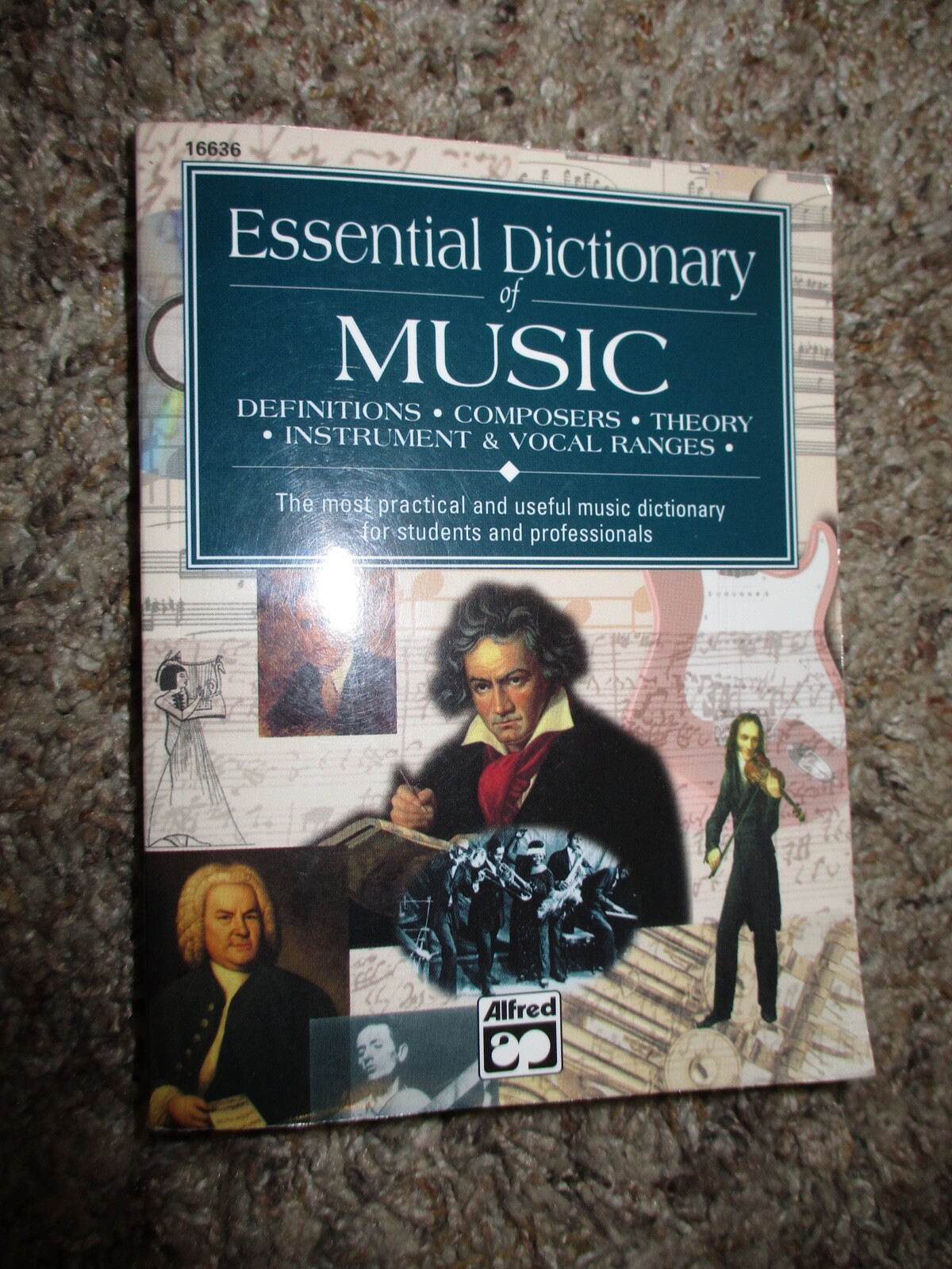 Essential Dictionary of Music (Pocket Sized Music Dictionary) PB
