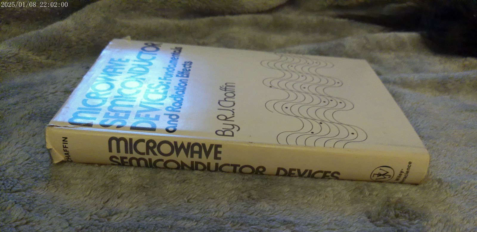 Microwave Semiconductor Devices : Fundamentals and Radiation by Chaffin…