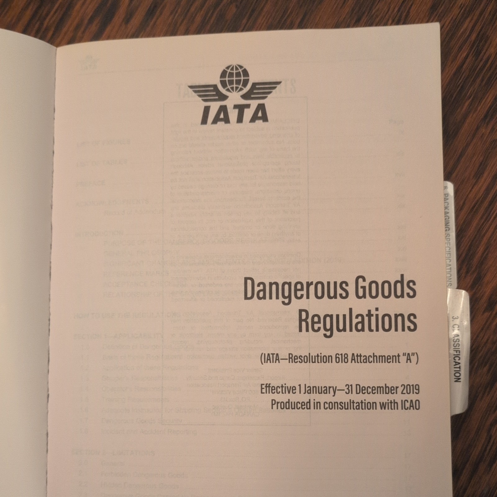 IATA Dangerous Goods Regulations-60th Edition