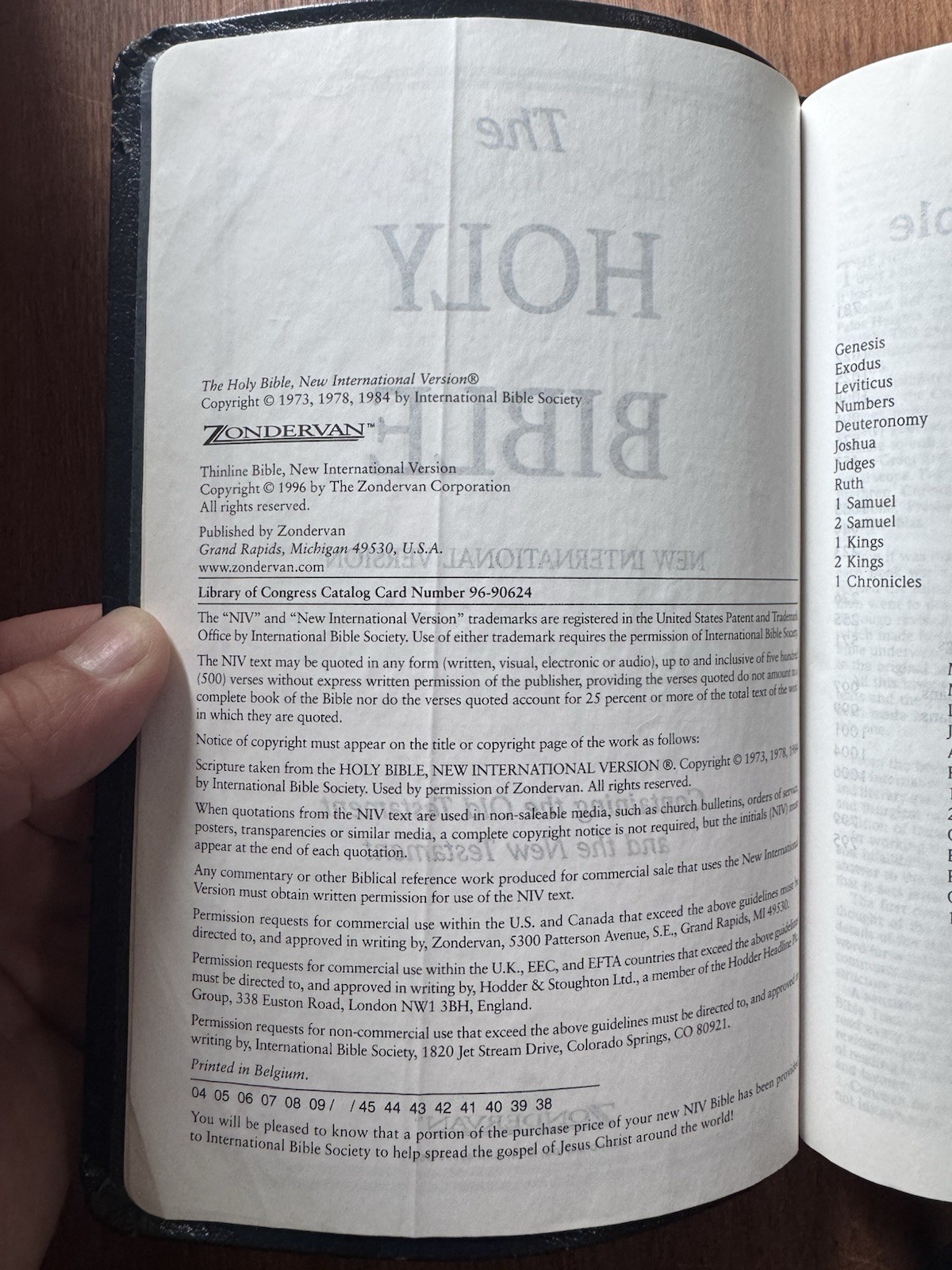 NIV Thinline Bible 1996 Blue Bonded Leather 1984 Red Letter