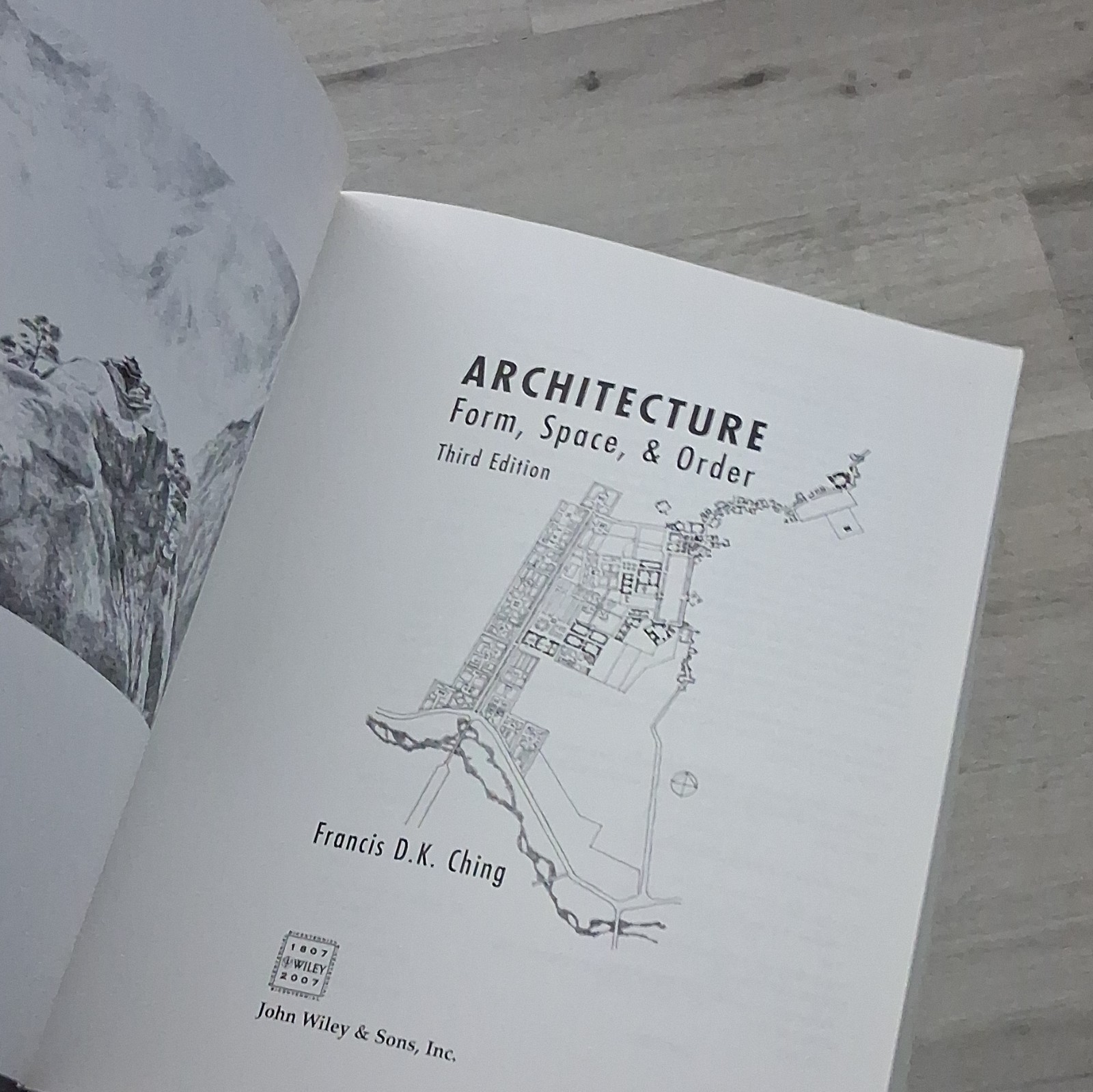 Francis D.K. Ching Architecture: Form, Space, and Order 3rd Ed PB/CD 2007