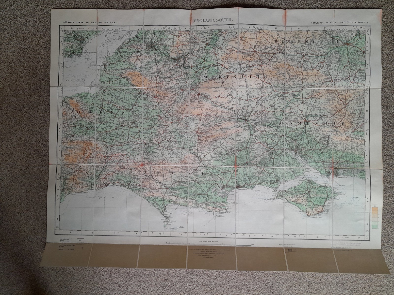 ORDNANCE SURVEY 1/4 INCH DISSECTED CLOTH MAPS COMPLETE SET OF 12 IN LEATHER CASE